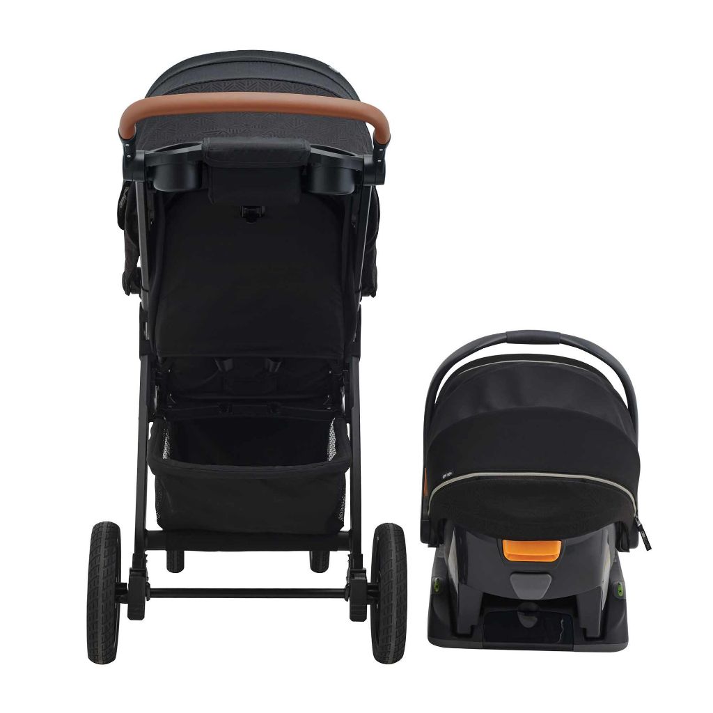 Chicco Bravo Primo Travel System with Keyfit 35 Baby Carrier | Full Size Baby Stroller