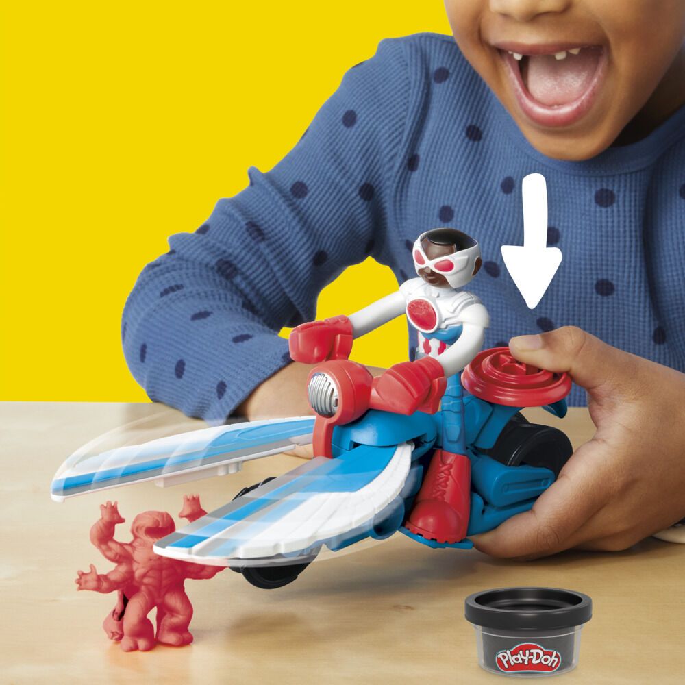 Play-Doh Marvel Captain America Moto Slicer Action Bike